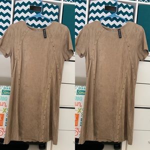 Short sleeve velvet dress